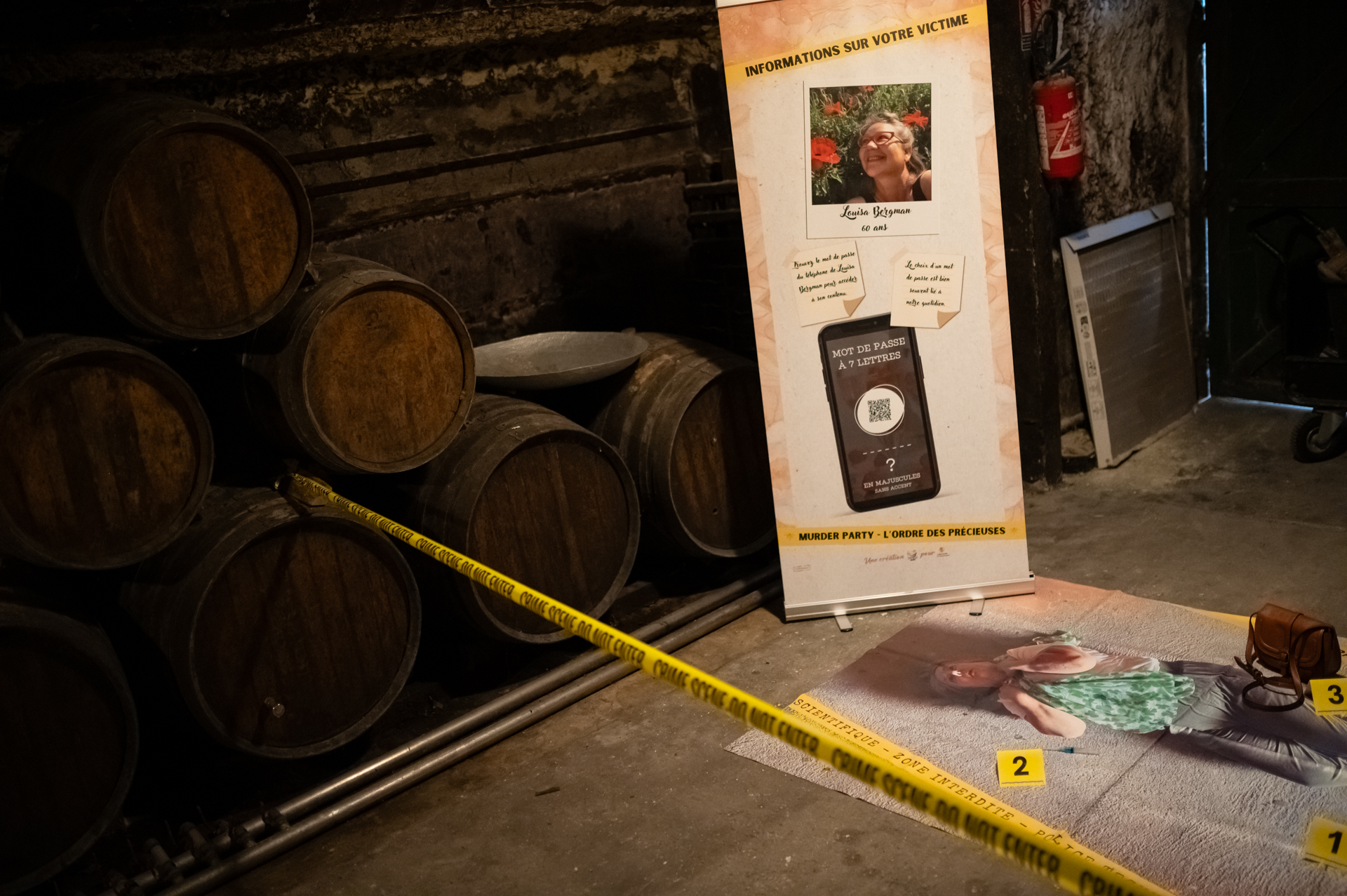 Scène de crime de la murder party du laboratoire des précieuses